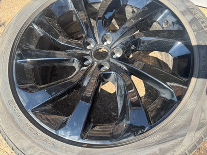 Genuine Discovery Sport 20” Gloss Black Style 5089 Alloy Wheel LK721007DA