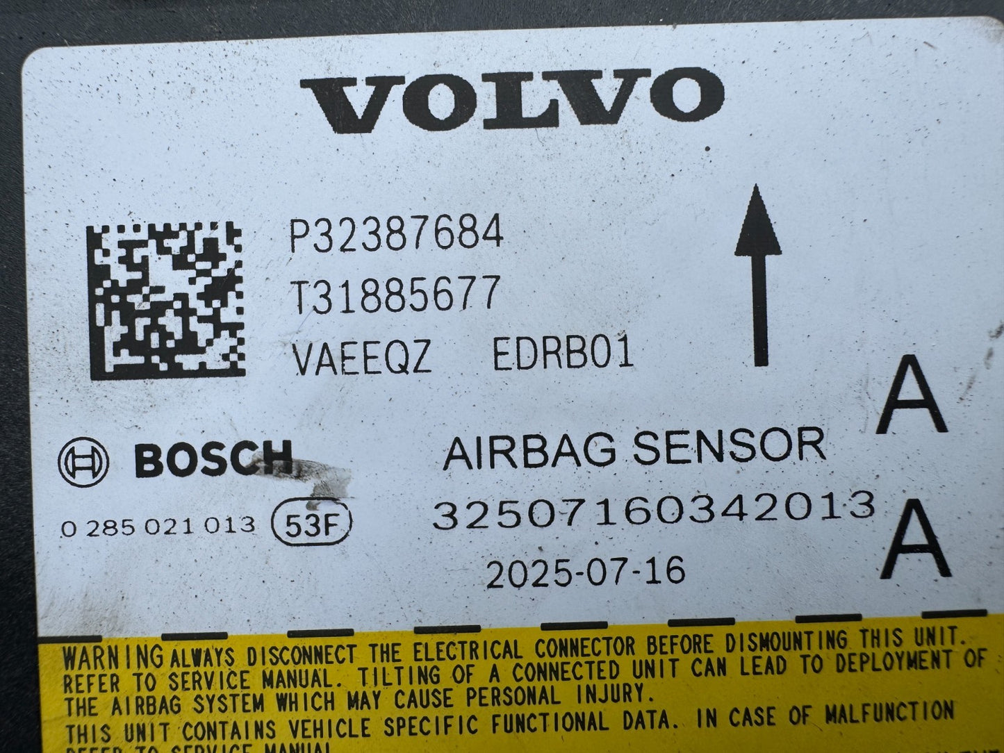 VOLVO XC40 SRS Control Unit P32387684 2.0 Hybrid 120kW 2024 33604687