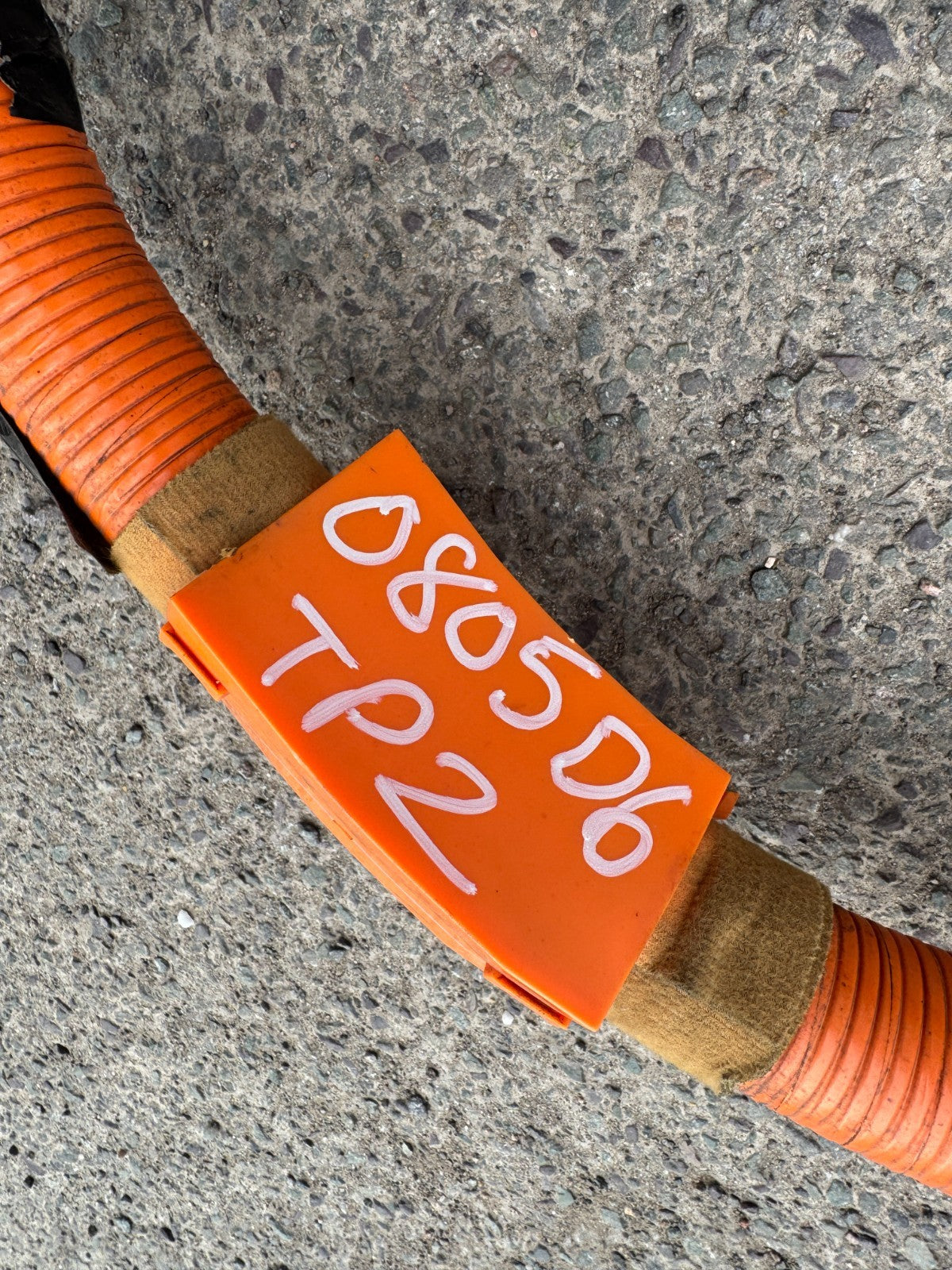 2024 and on kia ev9 charging port cables damaged 91684-DO021