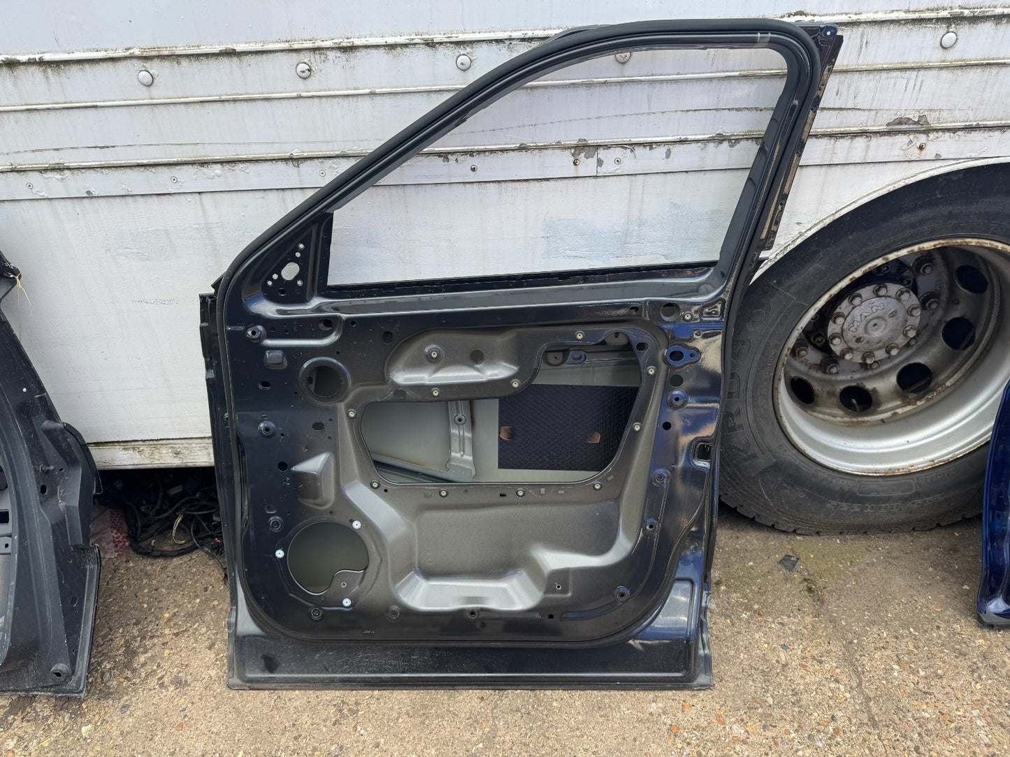 RANGE ROVER EVOQUE L551 MK2 FRONT RIGHT DOOR GENUINE K8D221192