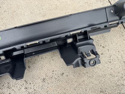 LAND ROVER DEFENDER L663 NEW REAR BUMPER BRACKET L8B2-17B861-A GENUINE 2019 ON