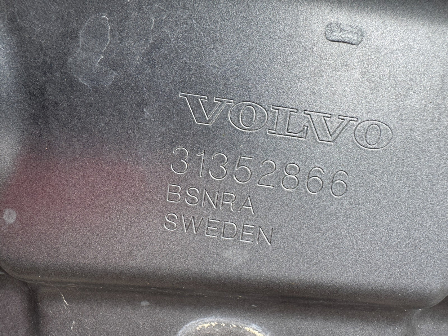 GENUINE VOLVO XC90 MK2 2016 ONWARDS BONNET HOOD 31352866