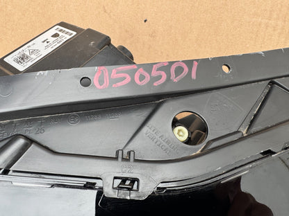 PEUGEOT E-3008 E-5008 PASSENGER SIDE LEFT LED HEADLIGHT 9864068380 2024 2025