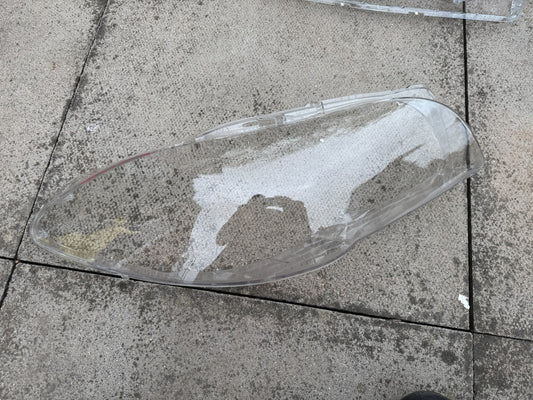 BMW 5 SERIES F10 F18 FRONT RIGHT DRIVER SIDE HEADLIGHT GLASS 171425-02