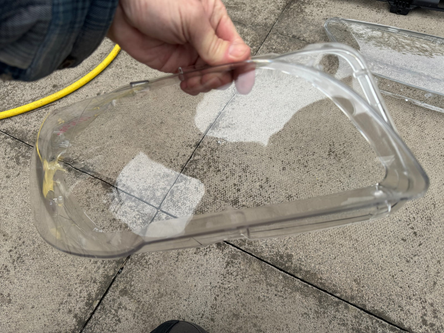 BMW 5 SERIES F10 F18 FRONT RIGHT DRIVER SIDE HEADLIGHT GLASS 171425-02