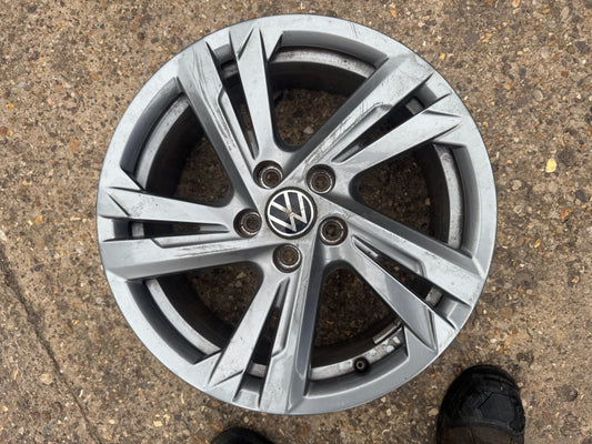 2024 Volkswagen Polo 16” Valencia Alloy Wheel SCRATCHED 2G0601025AM
