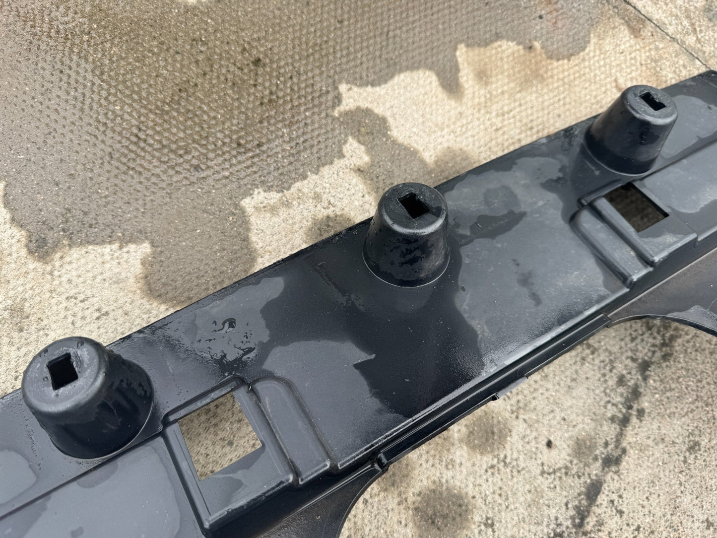2025 RANGE ROVER VELAR L560 2017-ON FRONT BUMPER UNDER TRAY J8A217F775A