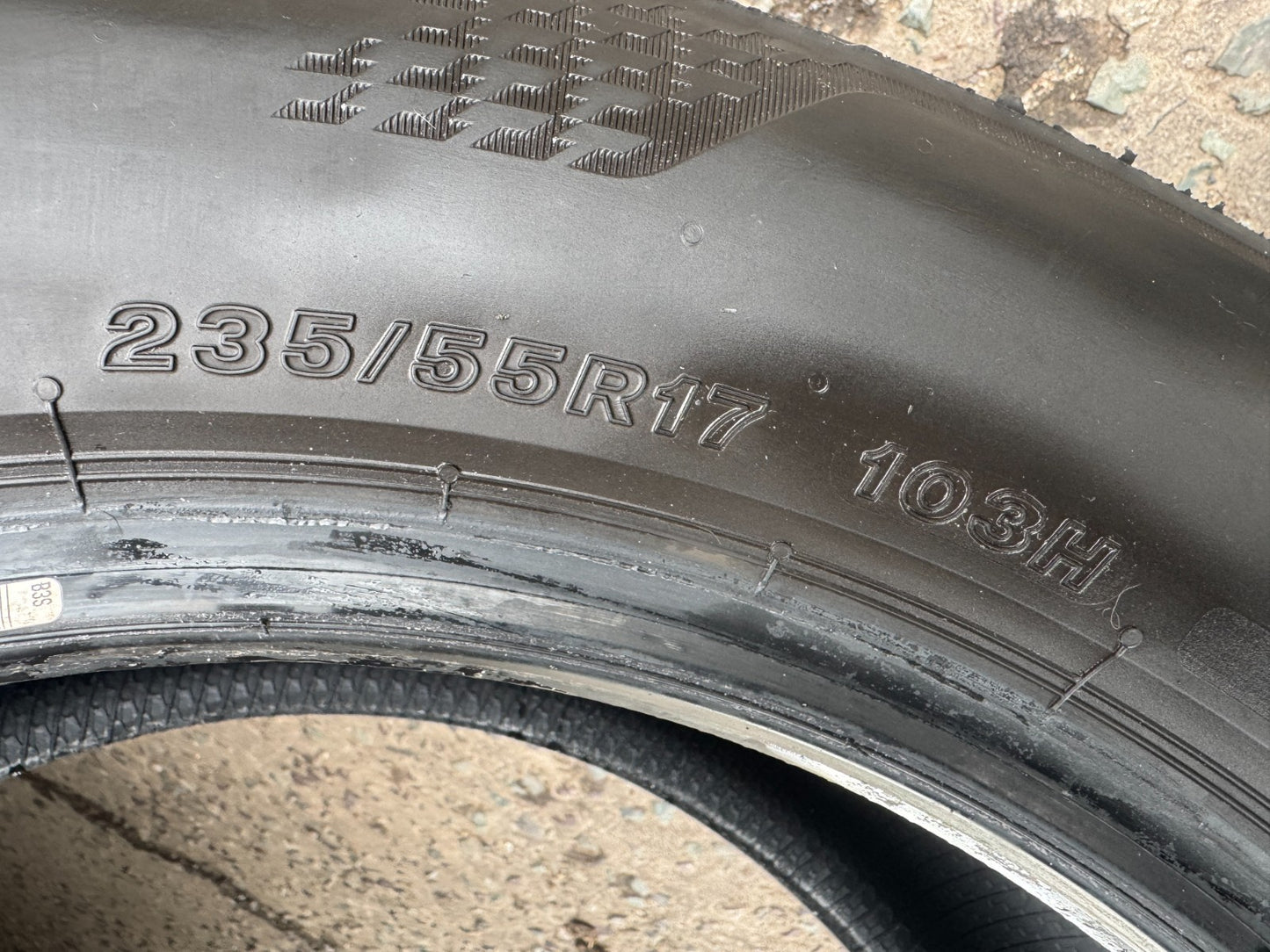 1x 235/55/17 103H Bridgestone Turanza T005 Extra Load 6mm late 2023 235 55 17