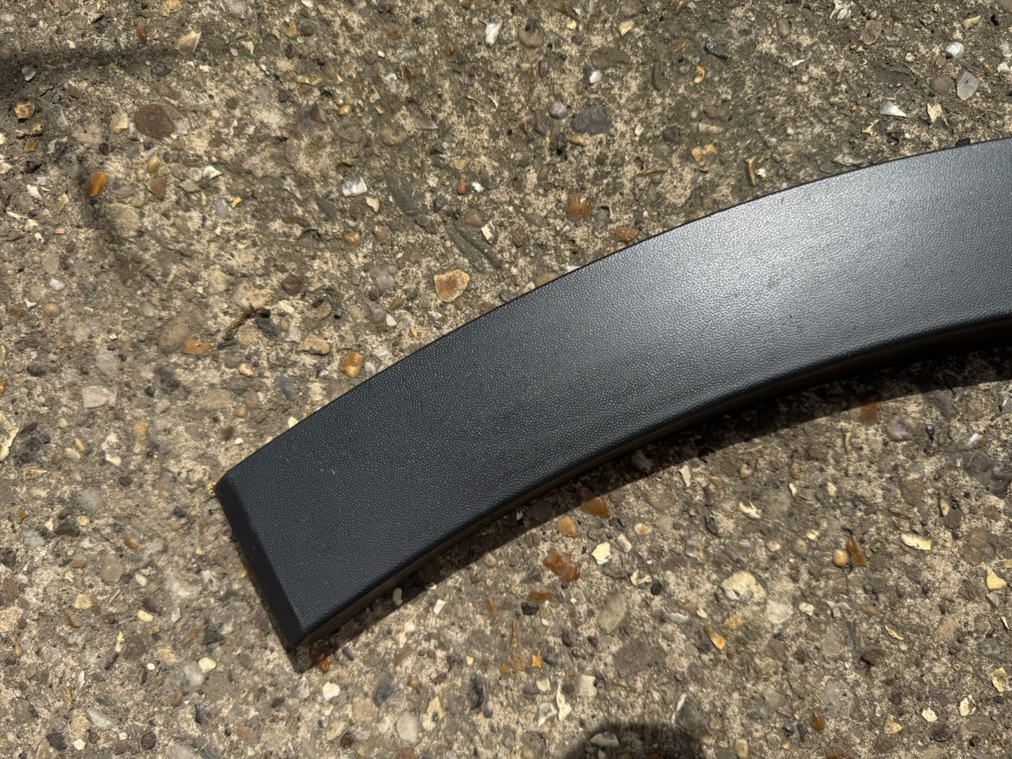 VOLKSWAGEN VW ID.4 ID4 2020-ON REAR LEFT SIDE TRIM MOLDING ARCH 11A853817C #W698