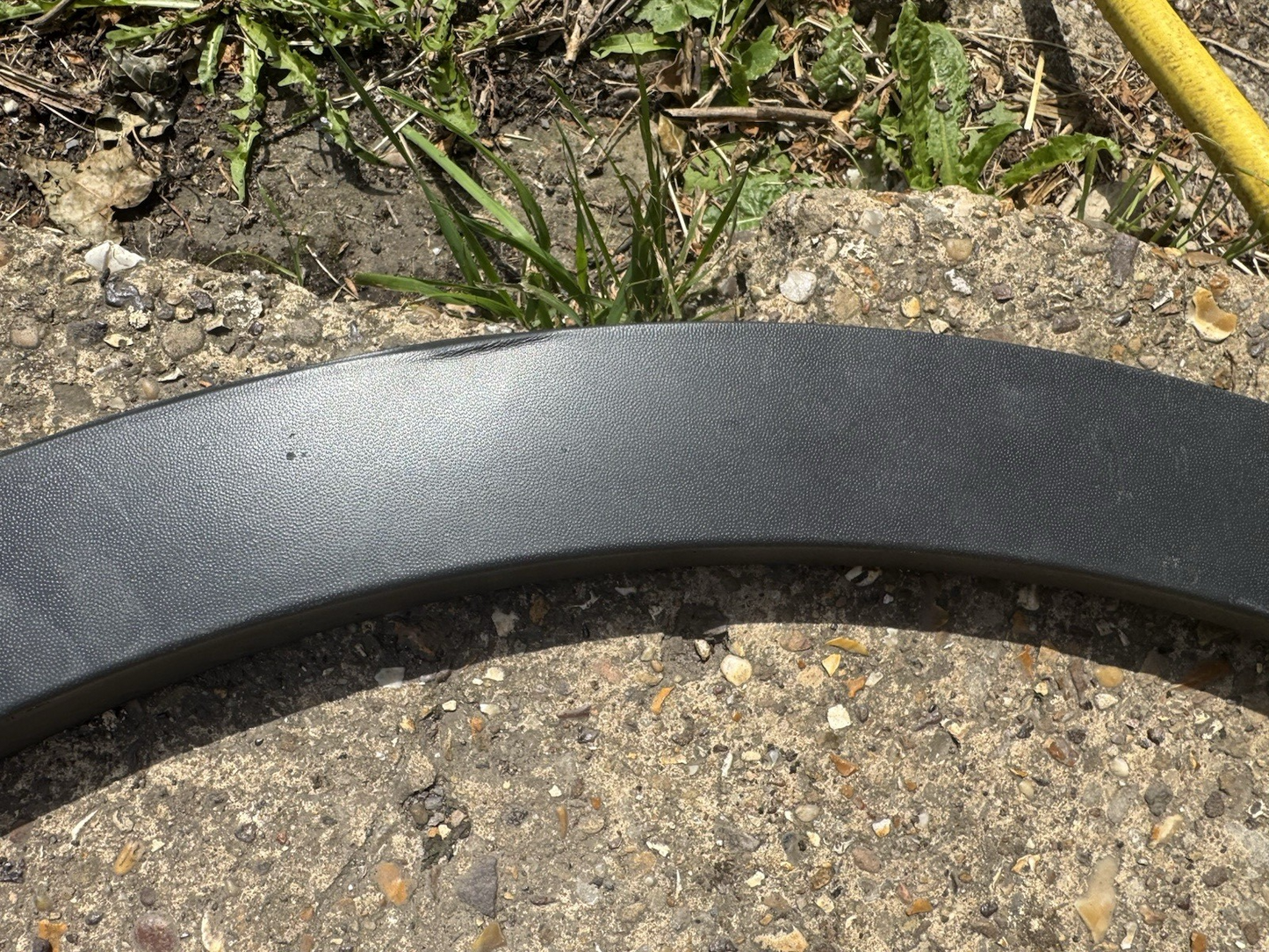 VOLKSWAGEN VW ID.4 ID4 2020-ON REAR LEFT SIDE TRIM MOLDING ARCH 11A853817C #W698
