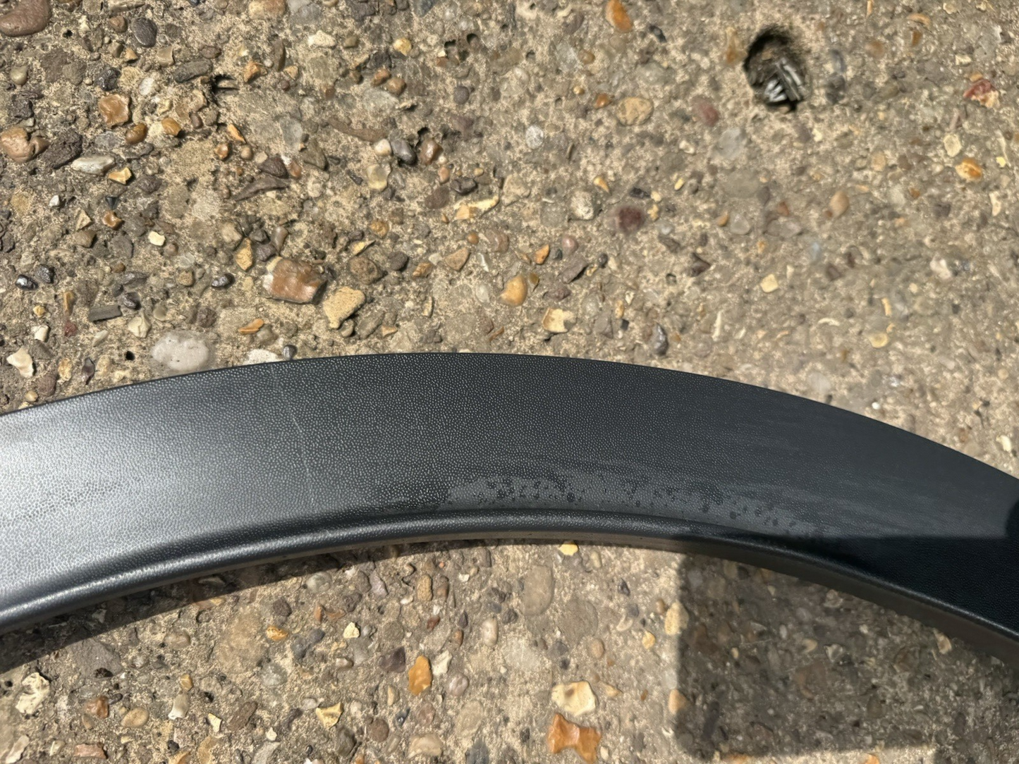 VOLKSWAGEN VW ID.4 ID4 2020-ON REAR LEFT SIDE TRIM MOLDING ARCH 11A853817C #W698