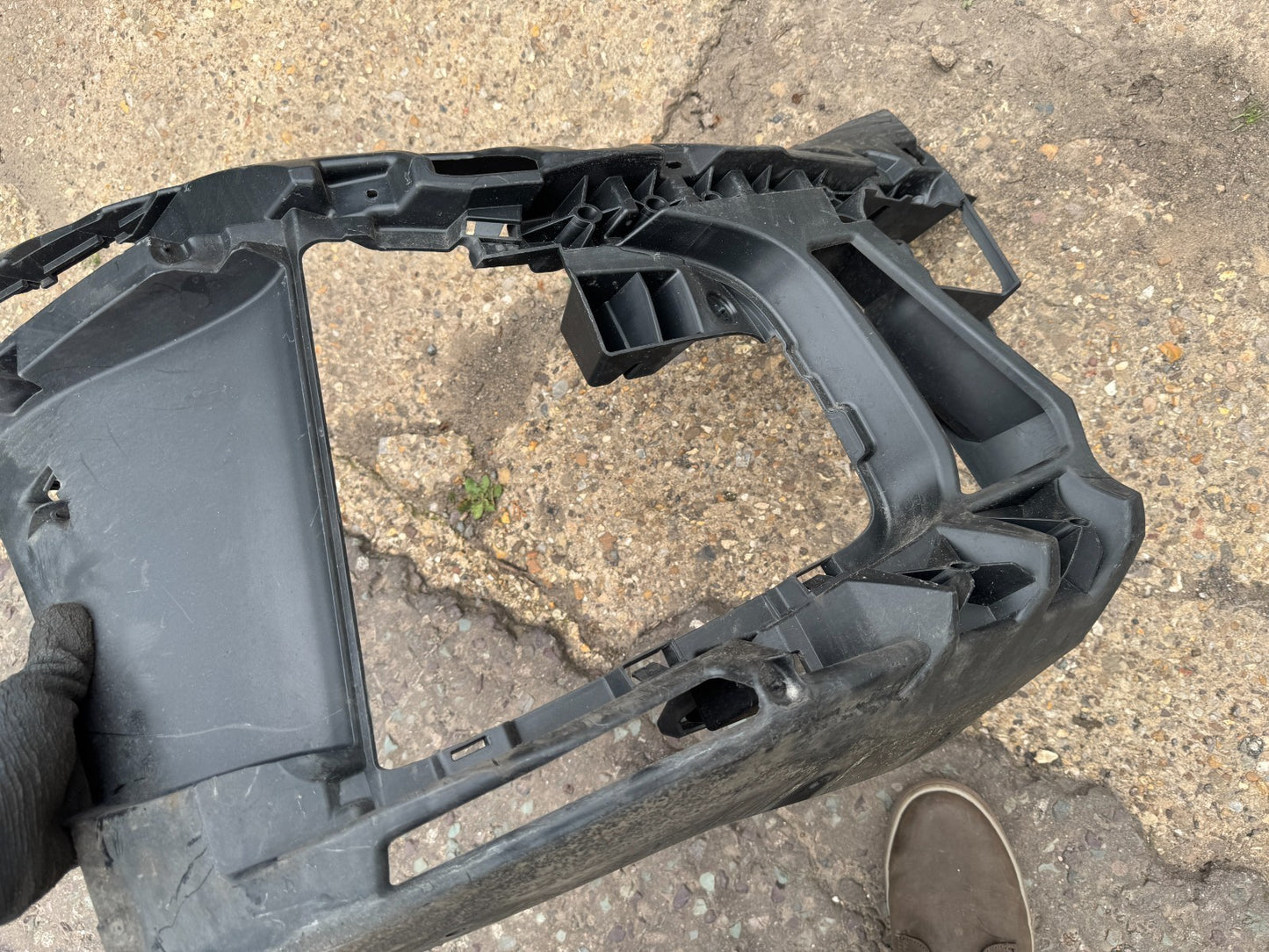 BMW i4 G26 Front Bumper Frame Bracket RIGHT 8078612 2022