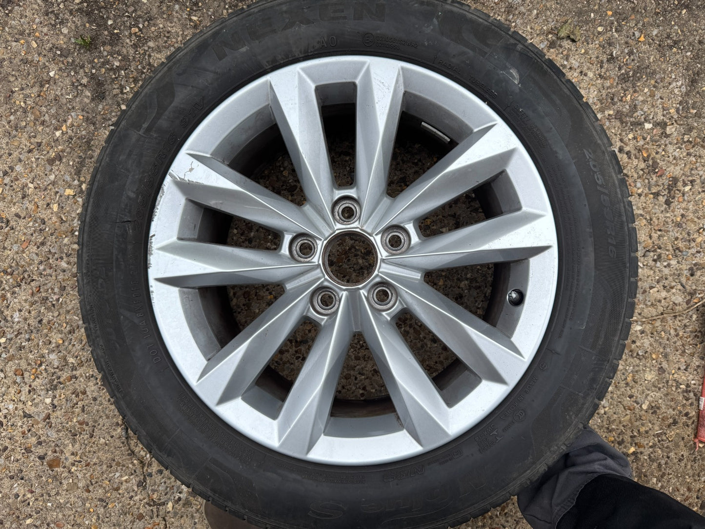 16" Audi A3 Alloy Wheel Single 5x112 et40 8Y0601025 Genuine OEM