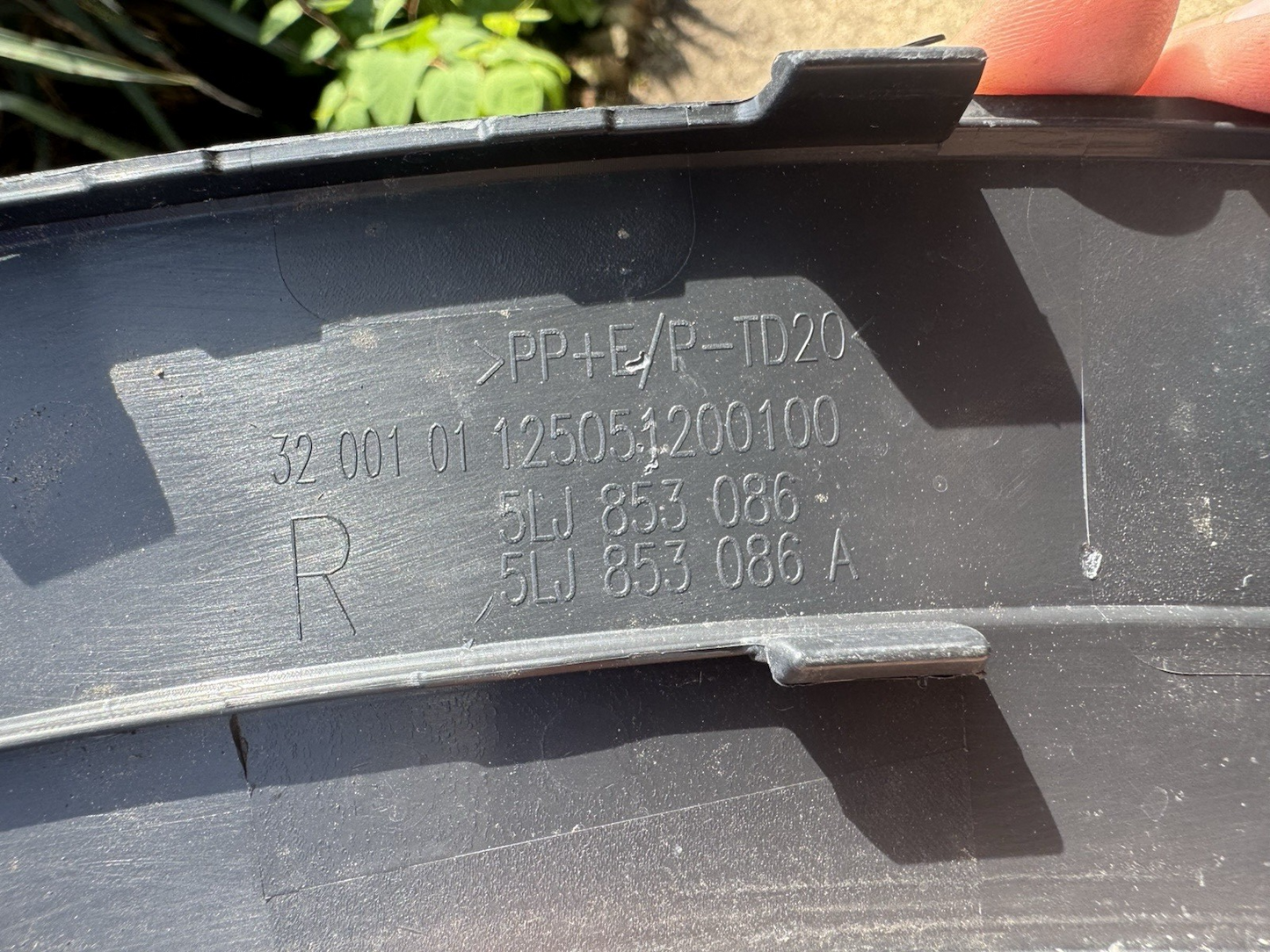 SKODA ELROQ Rear Right Fender Arch Trim 5LJ853086B Electricity 210kw 2025