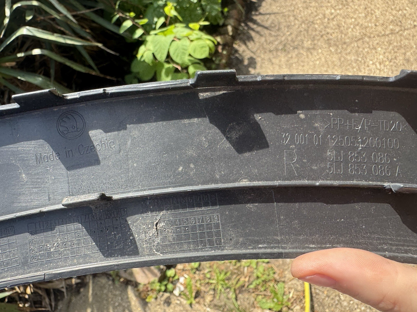 SKODA ELROQ Rear Right Fender Arch Trim 5LJ853086B Electricity 210kw 2025