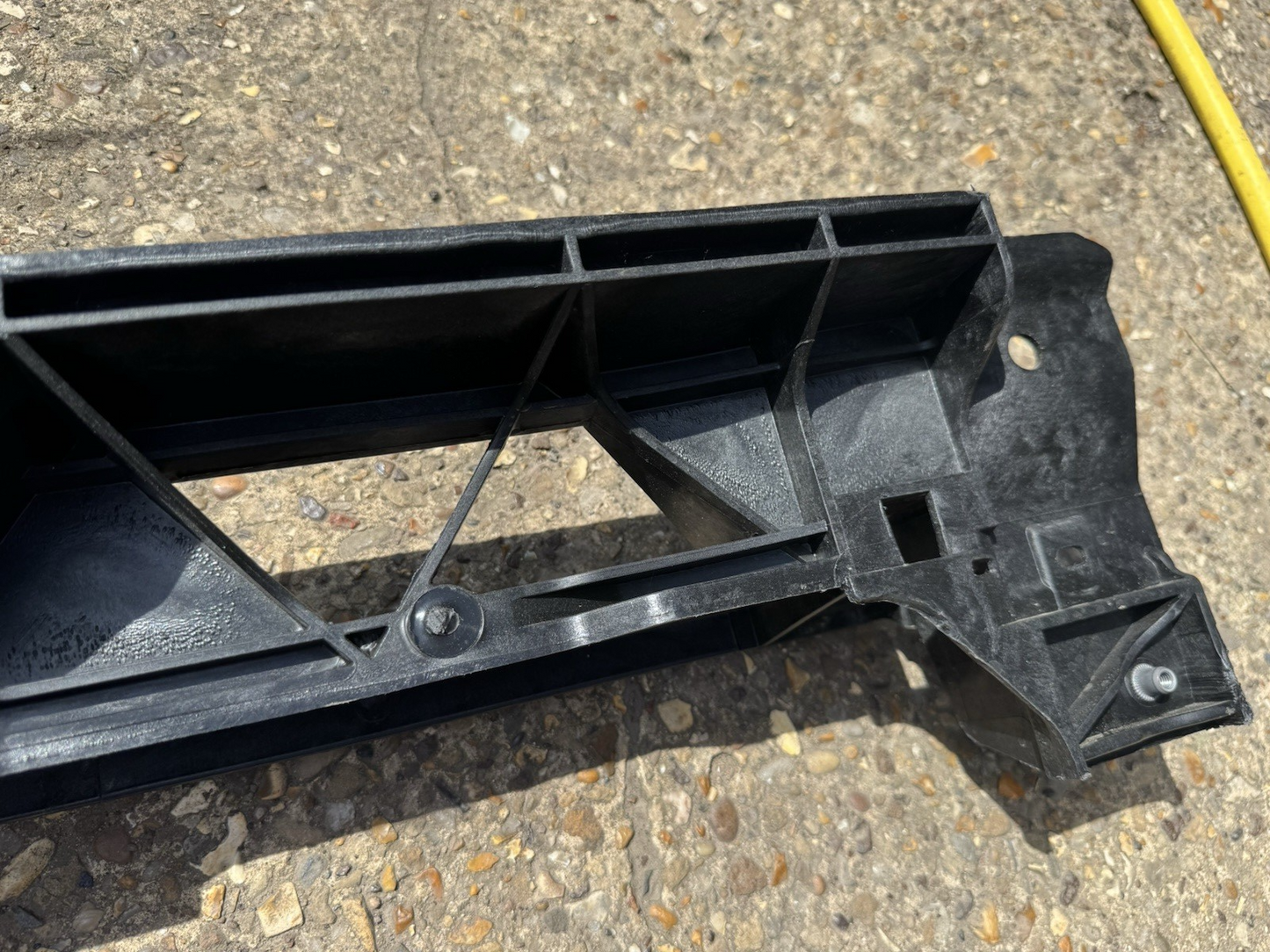 FRONT SLAM PANEL BONNET LANDING PANEL 9824055880 VAUXHALL GRANDLAND X 2021