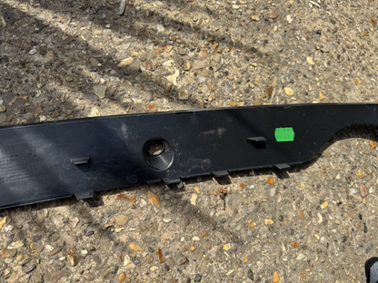 OEM AUDI Q5 8R REAR BUMPER CENTER LOWER GRILLE 8R0807823G 2014 8R0-807-823-G