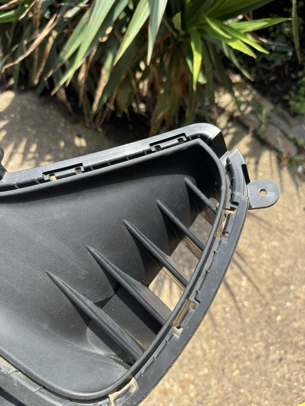 2017-2019 HYUNDAI I10 1.0 MK2 X2R Front Bumper Left Lower Grille 86523-B9500