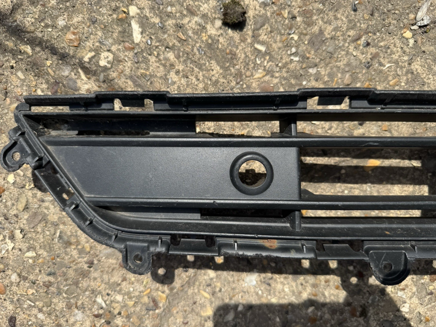2017-2025 Volvo XC40 MK1 Front Bumper Lower Grille 31449342