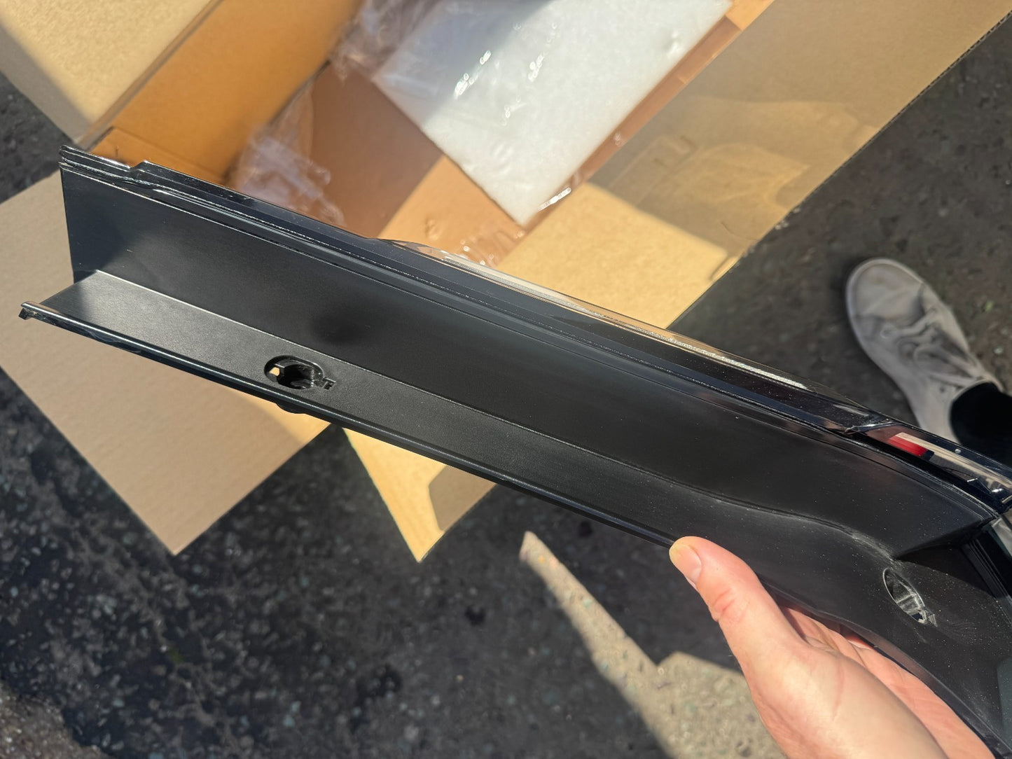 GENUINE OEM Hyundai Kia Rear LED Tail Light Lamp RH 92402DO000 EV9