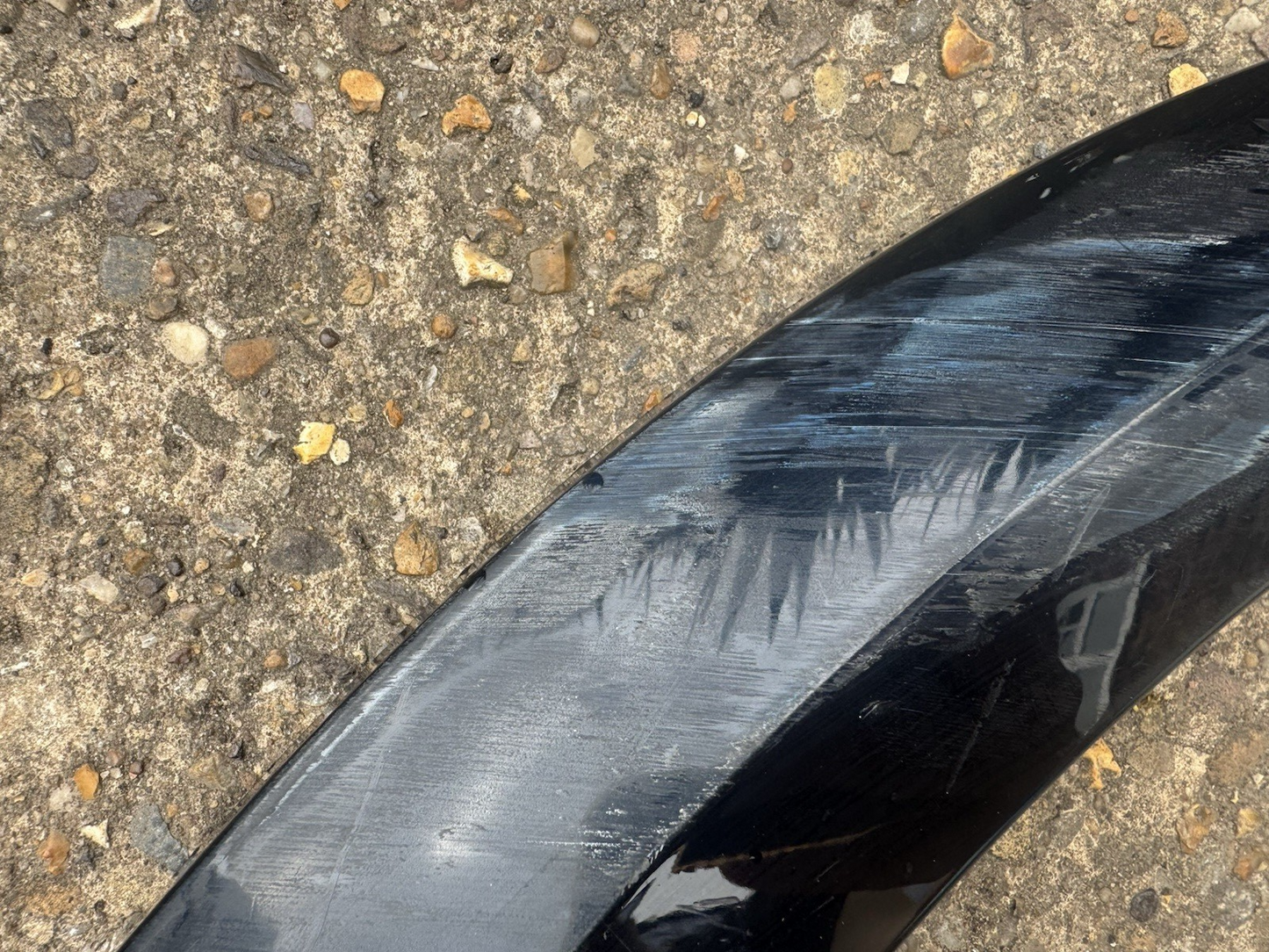 Cupra Formentor Rear LH arch trim se0493y10