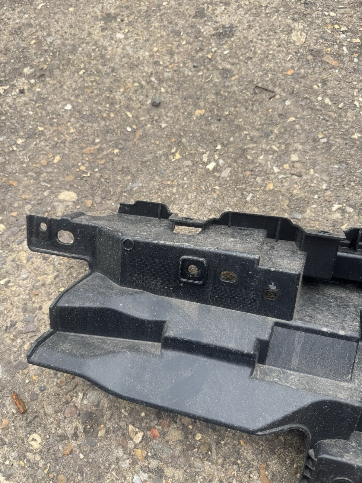 Range Rover Sport L461 Rear Bumper Support Bracket 2022 ON N9X2-17B861-A