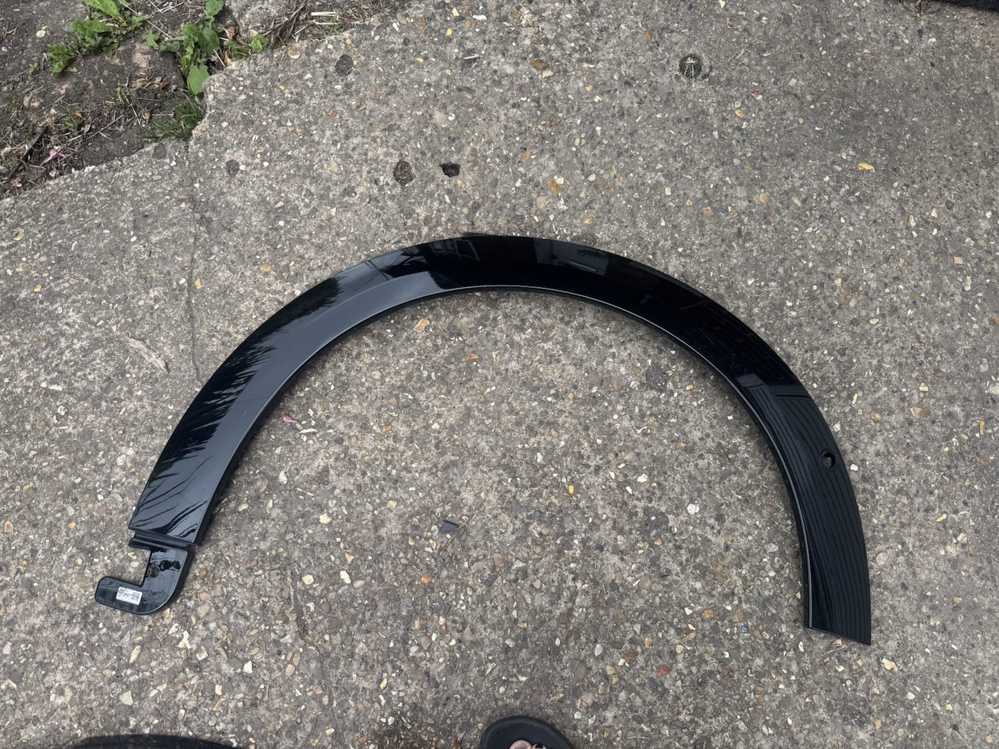 Mini F65 Front RIGHT arch trim 5A53DB8 51775A53DB8  2022-on