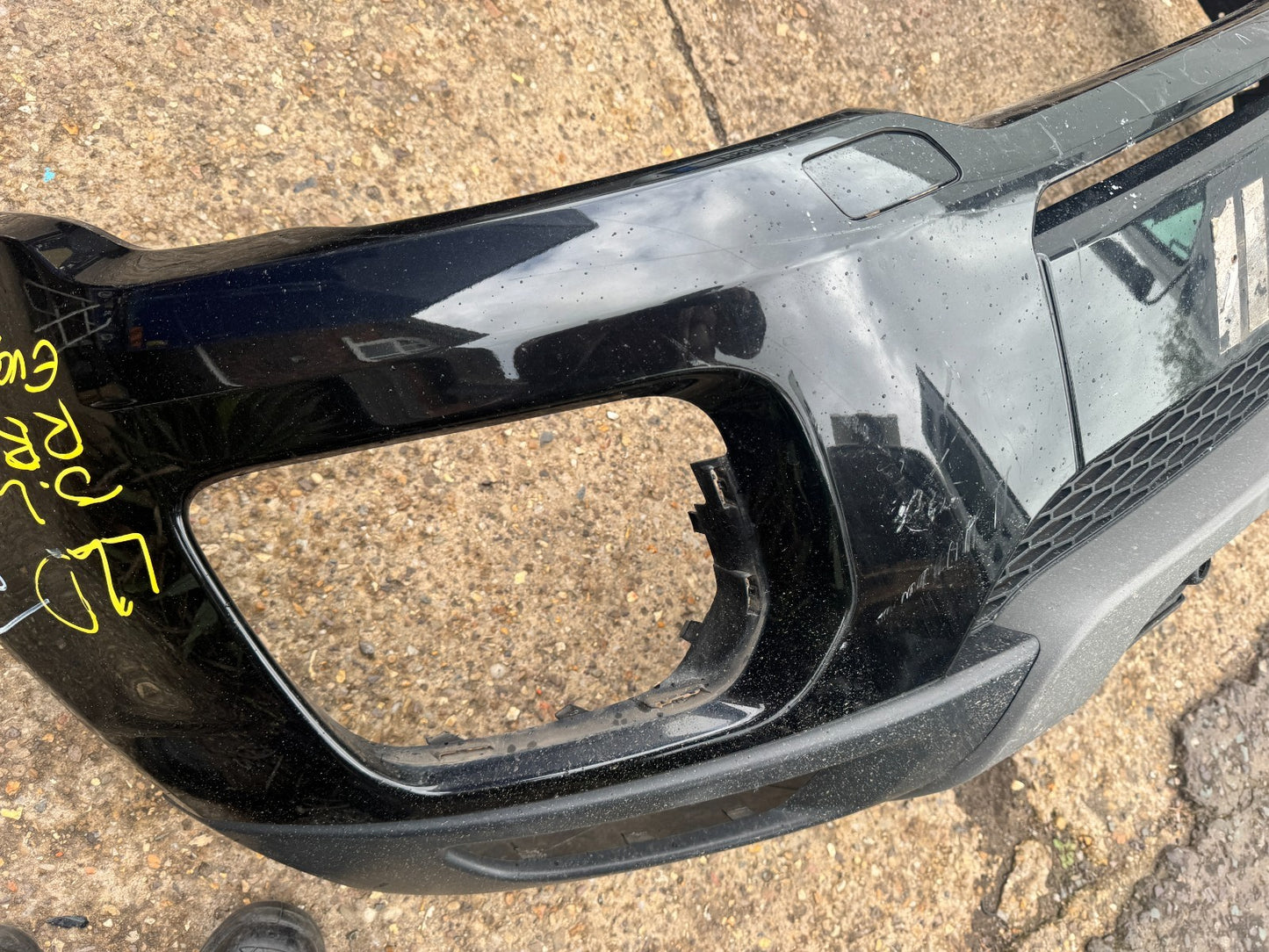 Range Rover Evoque Front Bumper L538 SE Genuine GJ3217F003
