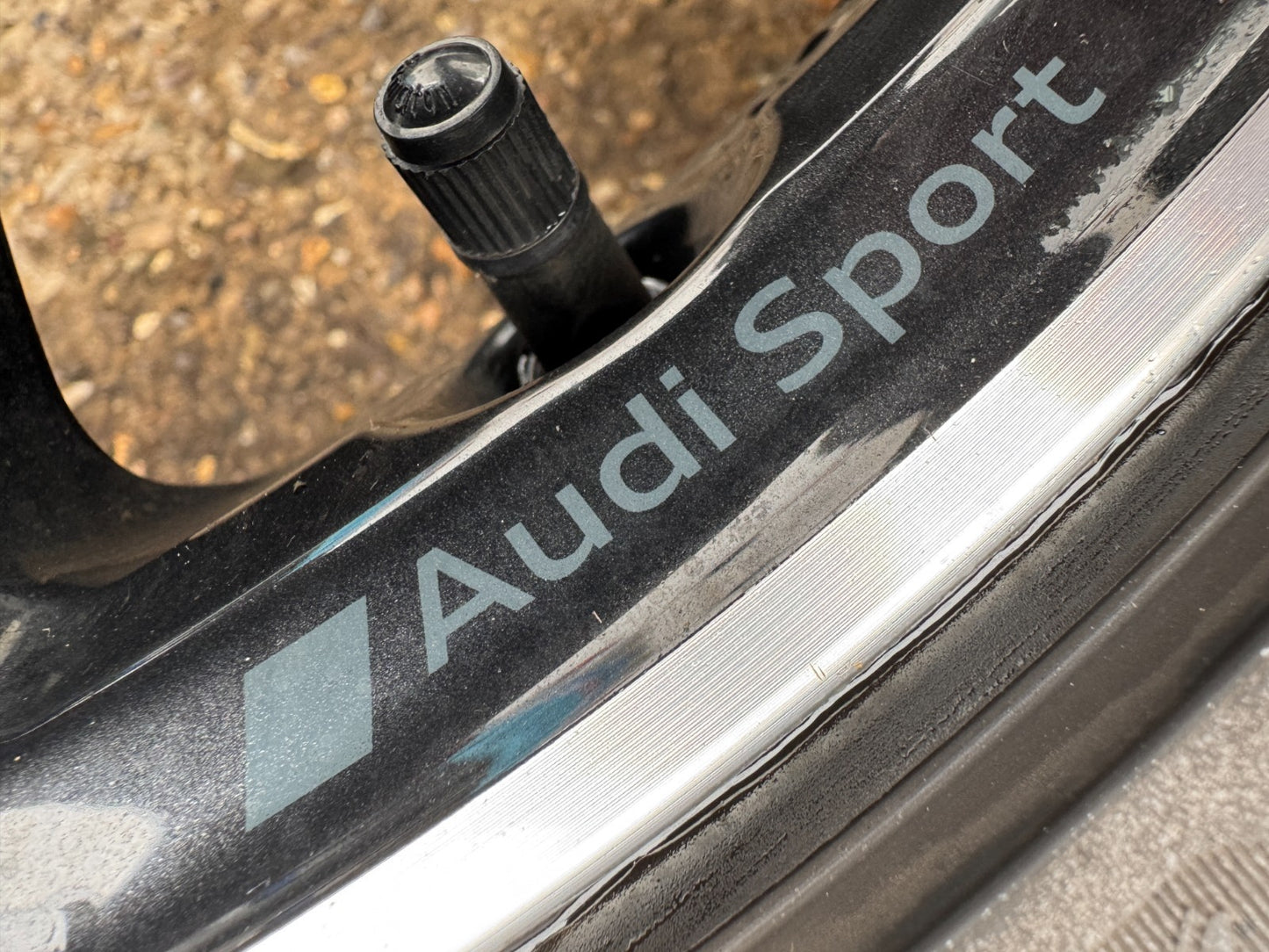 AUDI A1 S LINE 2018 - 2026 GENUINE 18" DIAMOND CUT ALLOY 7.5J 46ET 82A601025AB