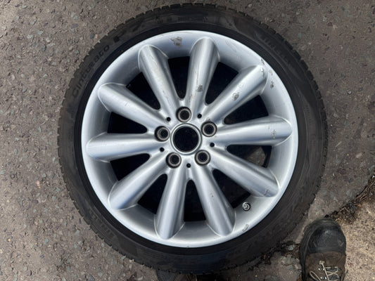 MINI COOPER F55 MK4 ALLOY WHEEL SCRATCHED 7J ET:54 6855108