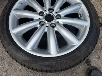 MINI COOPER F55 MK4 ALLOY WHEEL SCRATCHED 7J ET:54 6855108