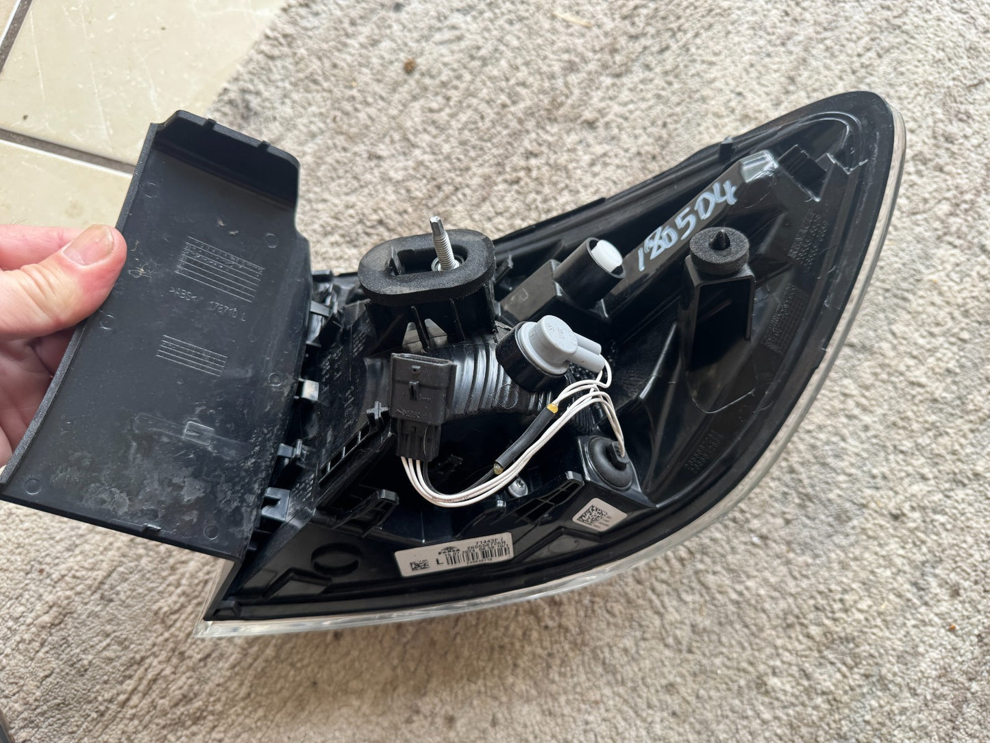 2024 RENAULT CLIO MK5 XJA FACELIFT LEFT TAIL LIGHT 265558726R GOOD CONDITION