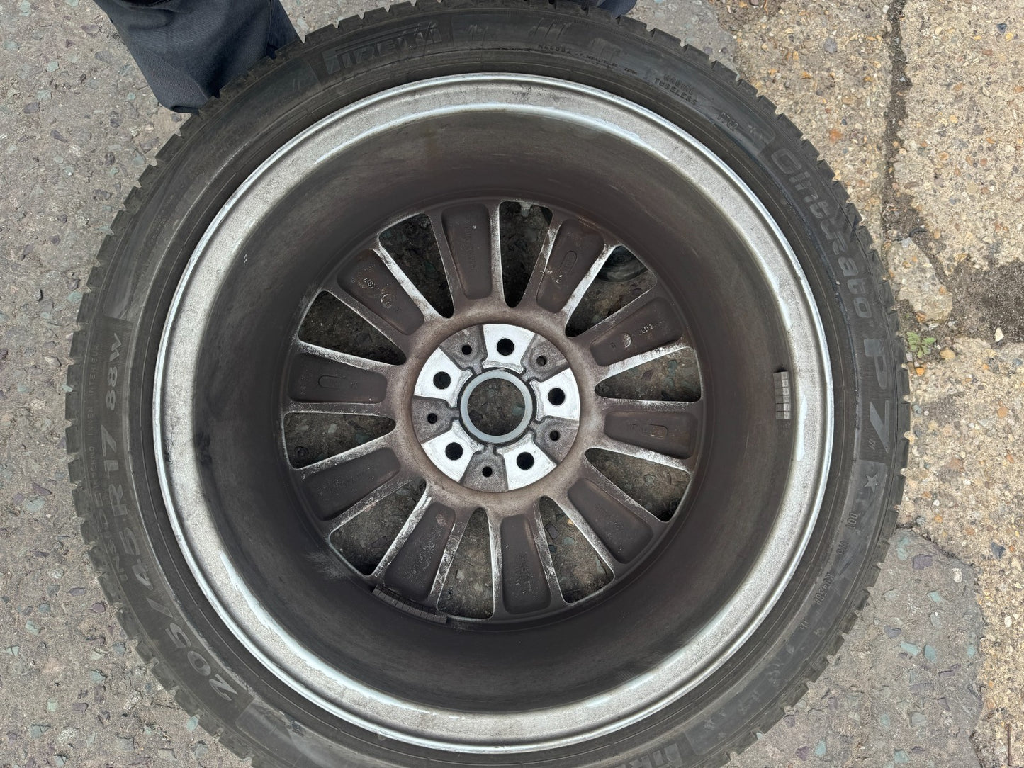 MINI COOPER F55 MK4 ALLOY WHEEL SCRATCHED 7J ET:54 6855108