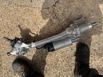 2025 LAND ROVER DEFENDER L663 POWER STEERING RACK S8B2-3200-BC