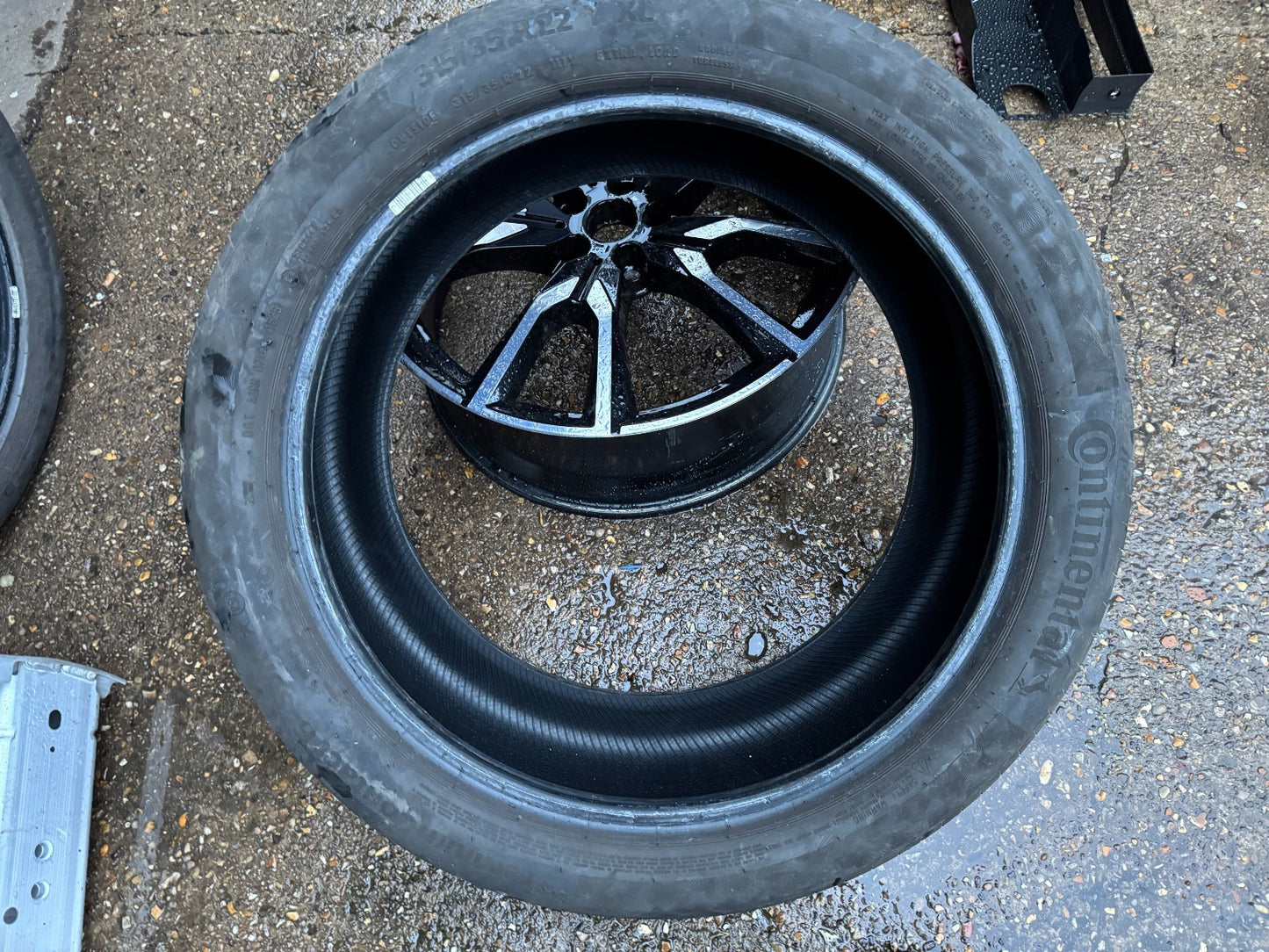 315/35 R22 (111Y) XL Continental *Premium Contact 6* SSR RSC | DoT1523 | 4.5mm