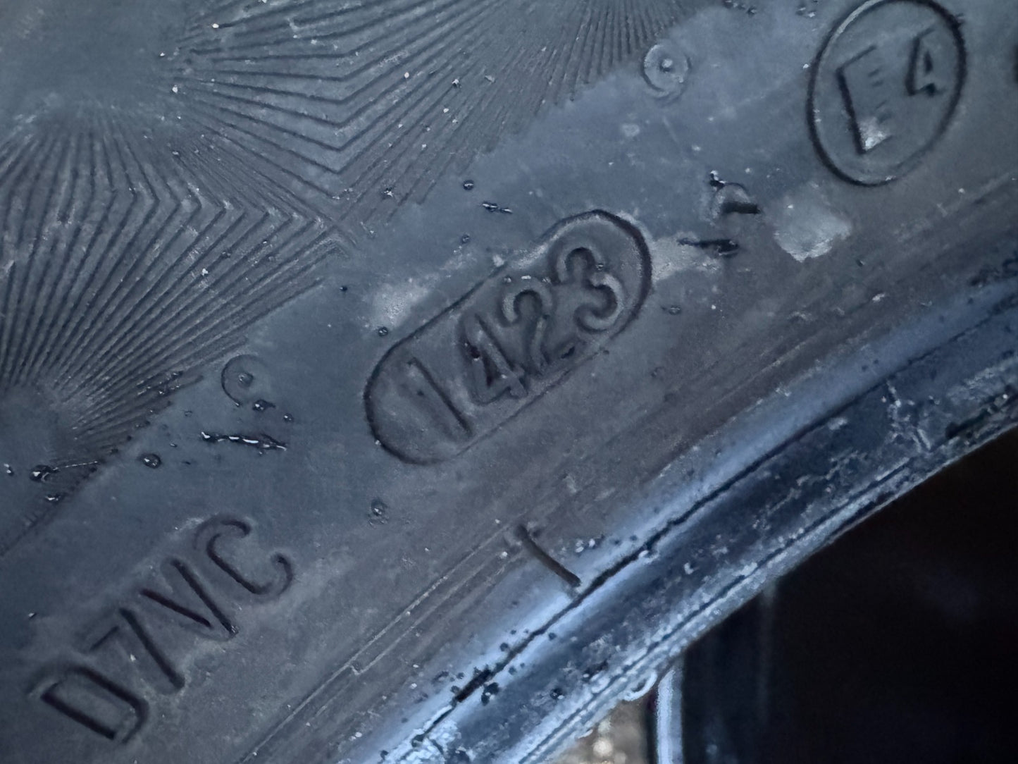 315/35 R22 (111Y) XL Continental *Premium Contact 6* SSR RSC | DoT1523 | 4.5mm