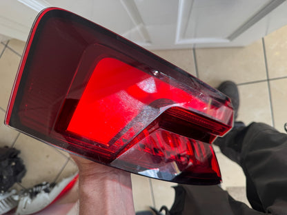 2018 GENUINE AUDI A5 S5 B9 REAR LEFT SIDE OUTER TAIL LIGHT 8W6945091J 2016-2020