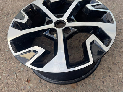 Kia Sportage 18” Alloy Wheel ET51 7.5J 2021 - 2026 Part No 52910-R2220