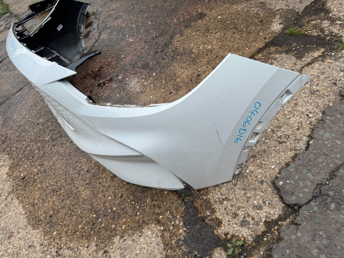 MG ZS EV FACELIFT 2021-ON GENUINE FRONT BUMPER P10987654