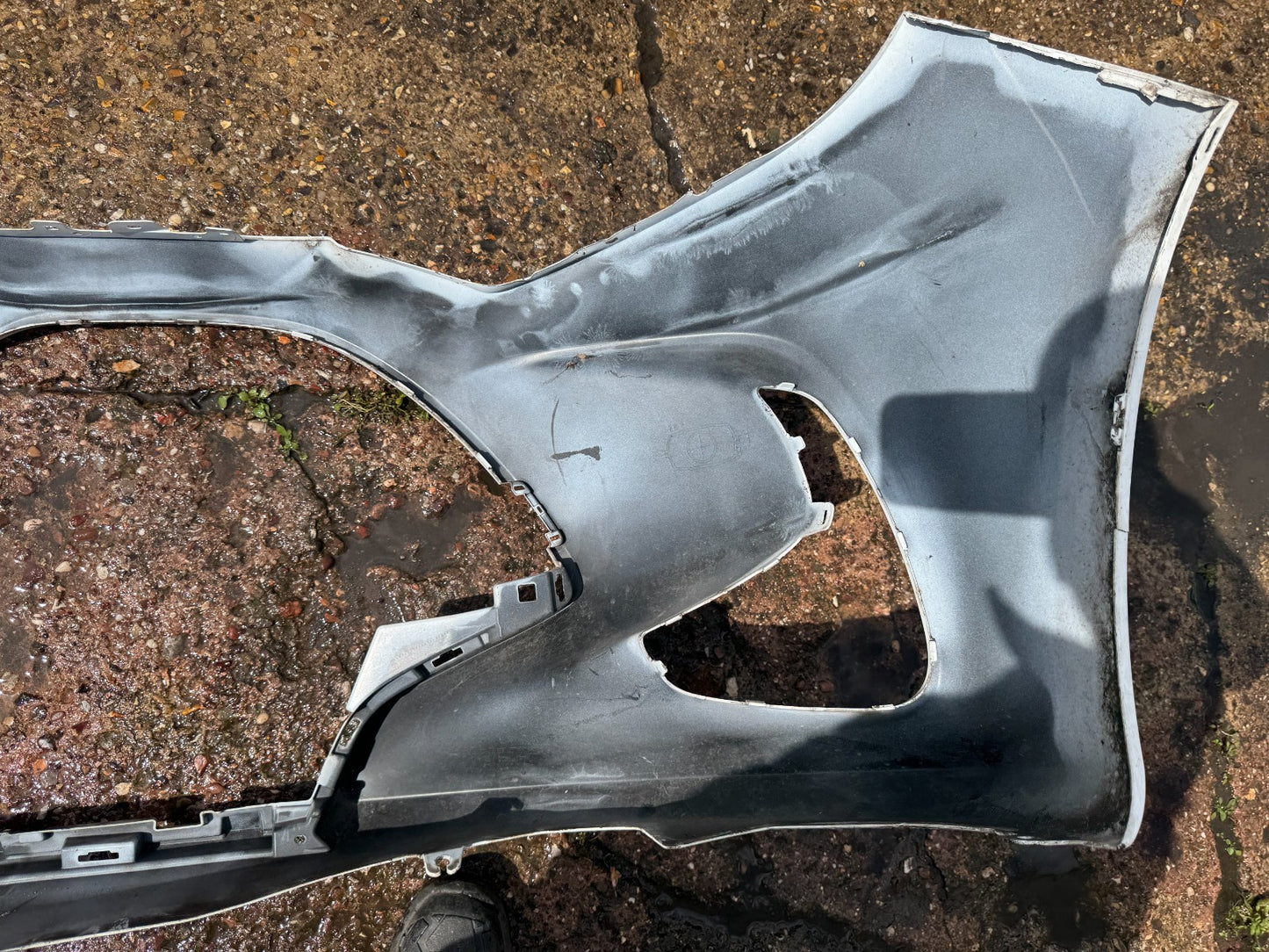 Toyota Yaris front bumper 2020-2024 Hatchback Genuine Used 52119-K0050