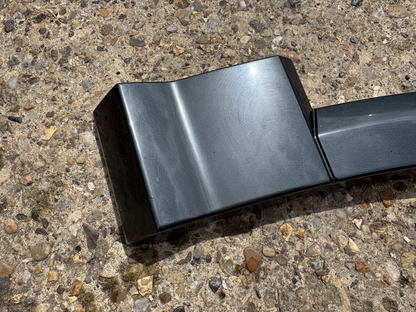 AUDI Q2 GA FRONT RIGHT WING MOLDING 81A853718A