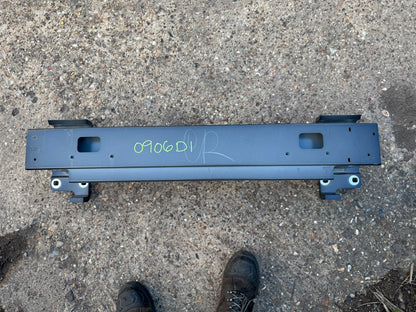 Land Rover Defender 2020 on Front bumper cross member crash bar L8B210005