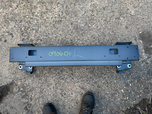 Land Rover Defender 2020 on Front bumper cross member crash bar L8B210005