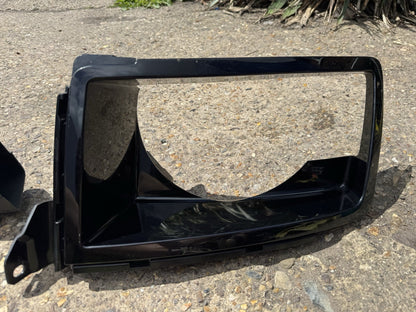 Land Rover Defender Headlight Surround Left 20 ON L8B2-13C025-B L663