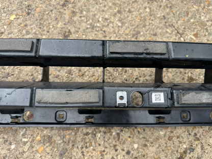 L663 Land Rover Defender Front Bumper Bracket L8B2-17A793-A