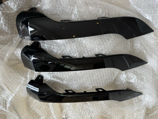 Range Rover Evoque Front Bumper Left Trim 2019 ON K8D2-17E785-AB Genuine