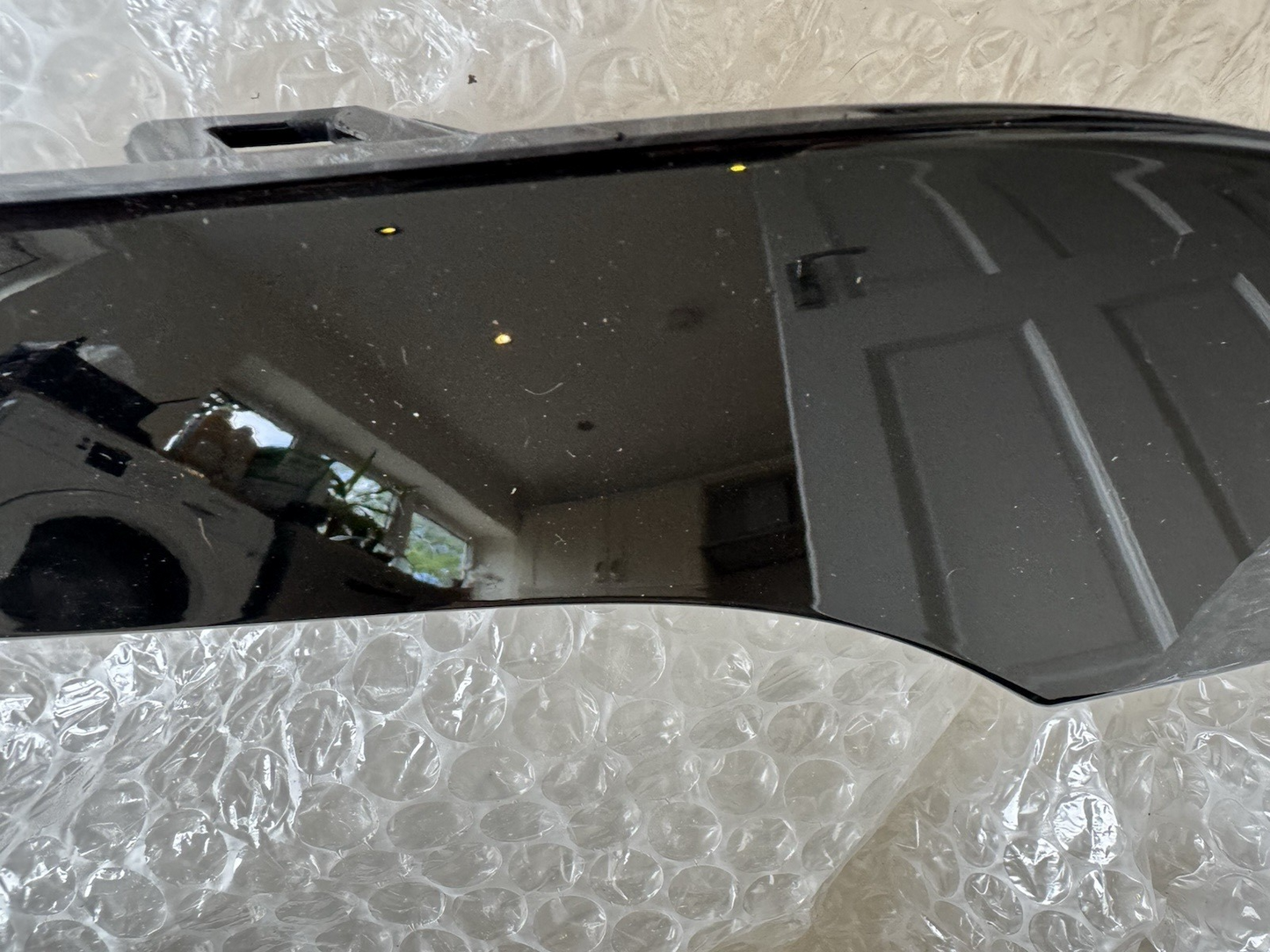 Range Rover Evoque Front Bumper Left Trim 2019 ON K8D2-17E785-AB Genuine