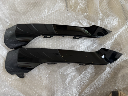 Range Rover Evoque L551 Front Bumper Right Trim 2019 ON K8D2-17E784-AB Genuine