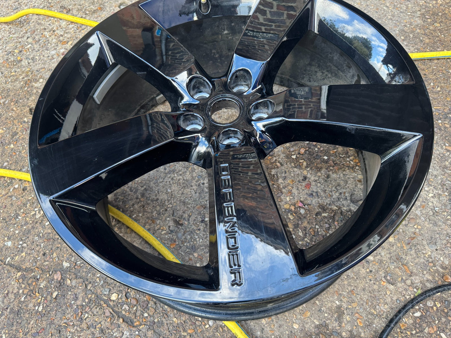 1x 2025 GENUINE LAND ROVER DEFENDER 22" 9J BLACK ALLOY WHEEL L8BM1007AD ORIGINAL