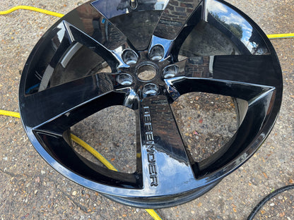 1x 2025 GENUINE LAND ROVER DEFENDER 22" 9J BLACK ALLOY WHEEL L8BM1007AD ORIGINAL